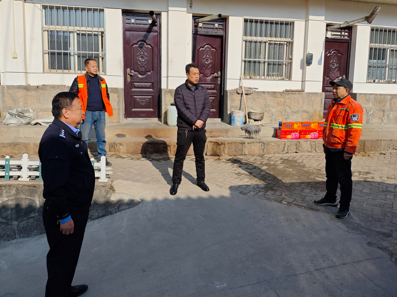 市马头滩林业局总林长深入一线开展巡林工作 市马头滩林业局总林长深入一线开展巡林工作